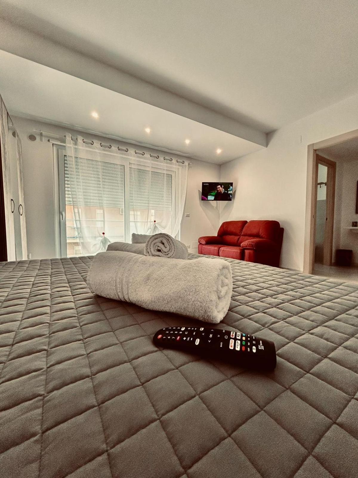 Aqua Marine B&B - Rooms And Apartments Μιλάτσο Εξωτερικό φωτογραφία
