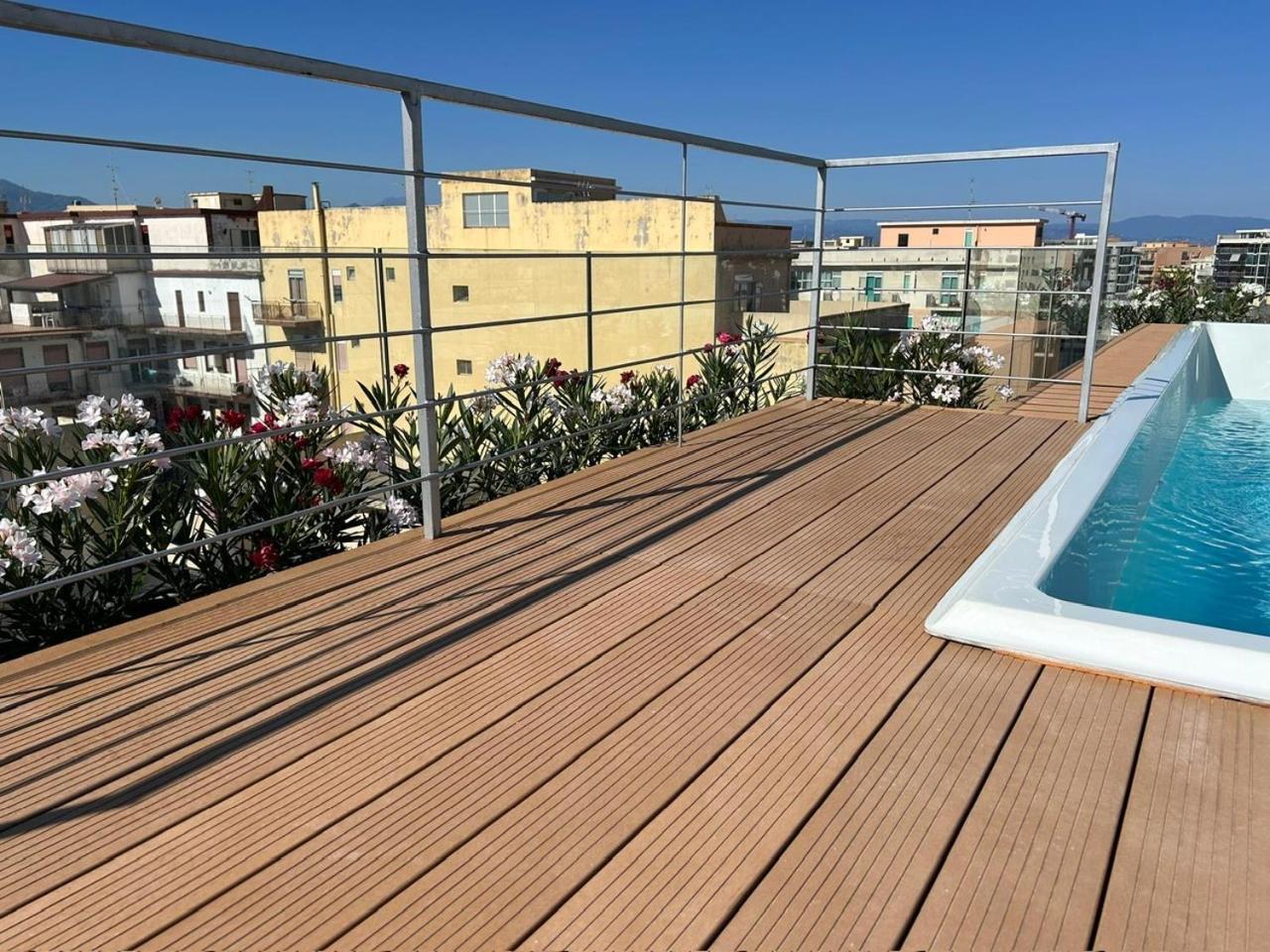 Aqua Marine B&B - Rooms And Apartments Μιλάτσο Εξωτερικό φωτογραφία