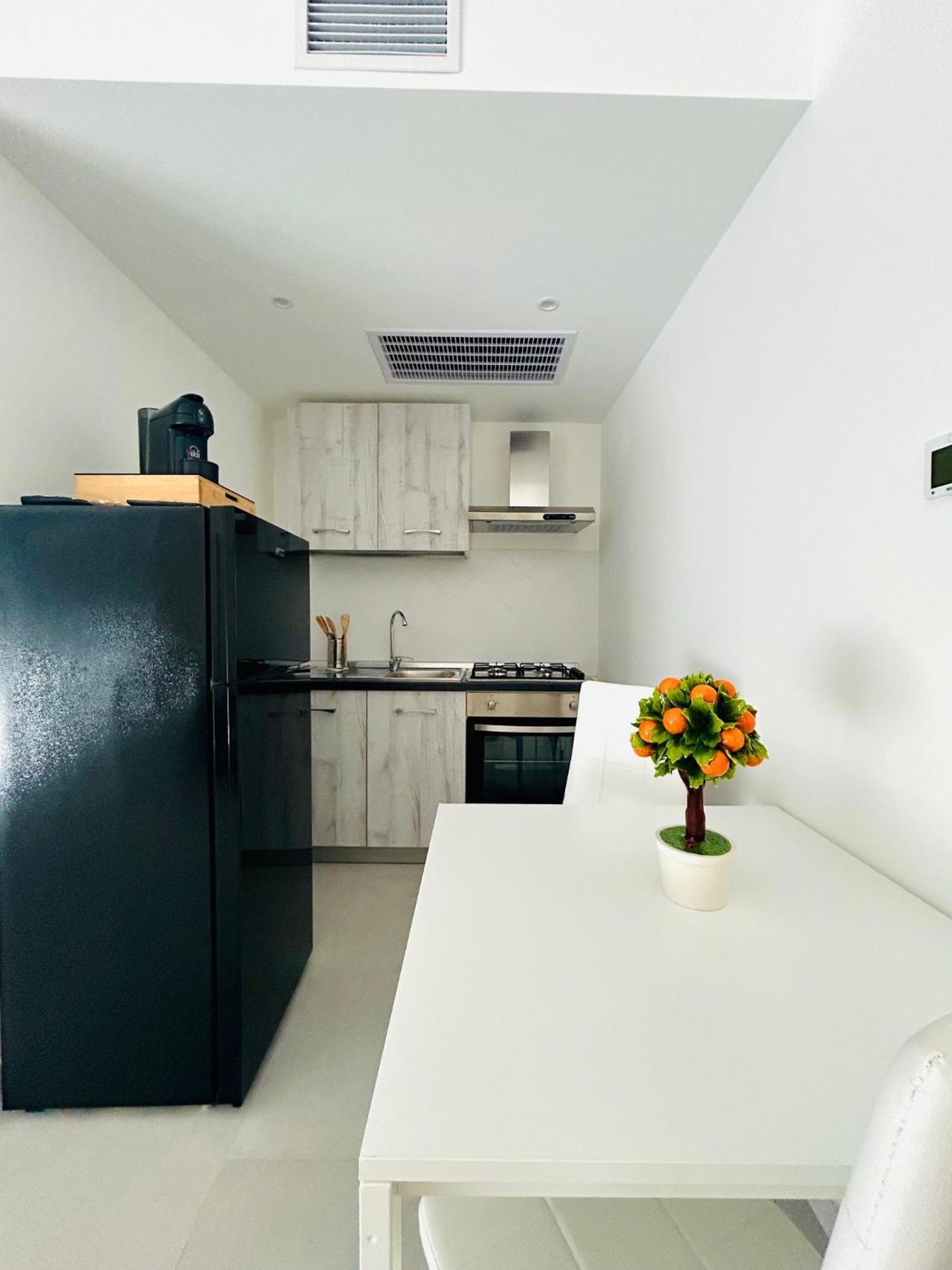 Aqua Marine B&B - Rooms And Apartments Μιλάτσο Εξωτερικό φωτογραφία