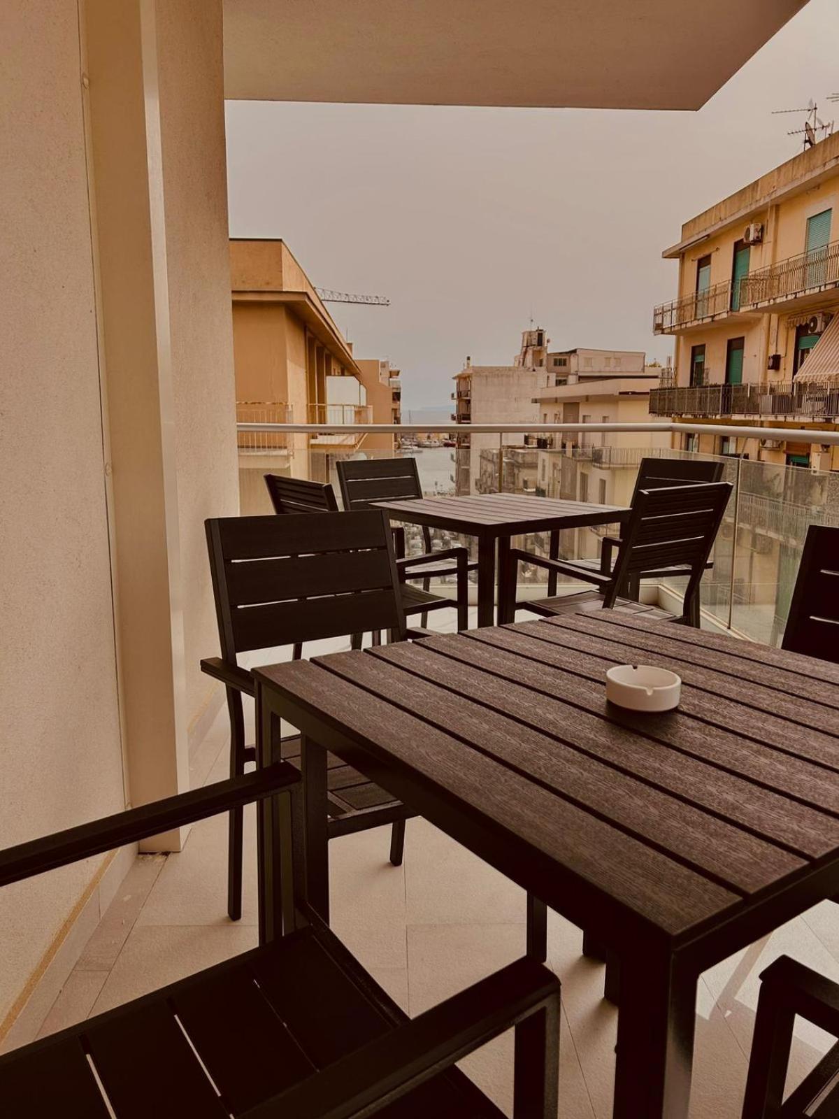 Aqua Marine B&B - Rooms And Apartments Μιλάτσο Εξωτερικό φωτογραφία