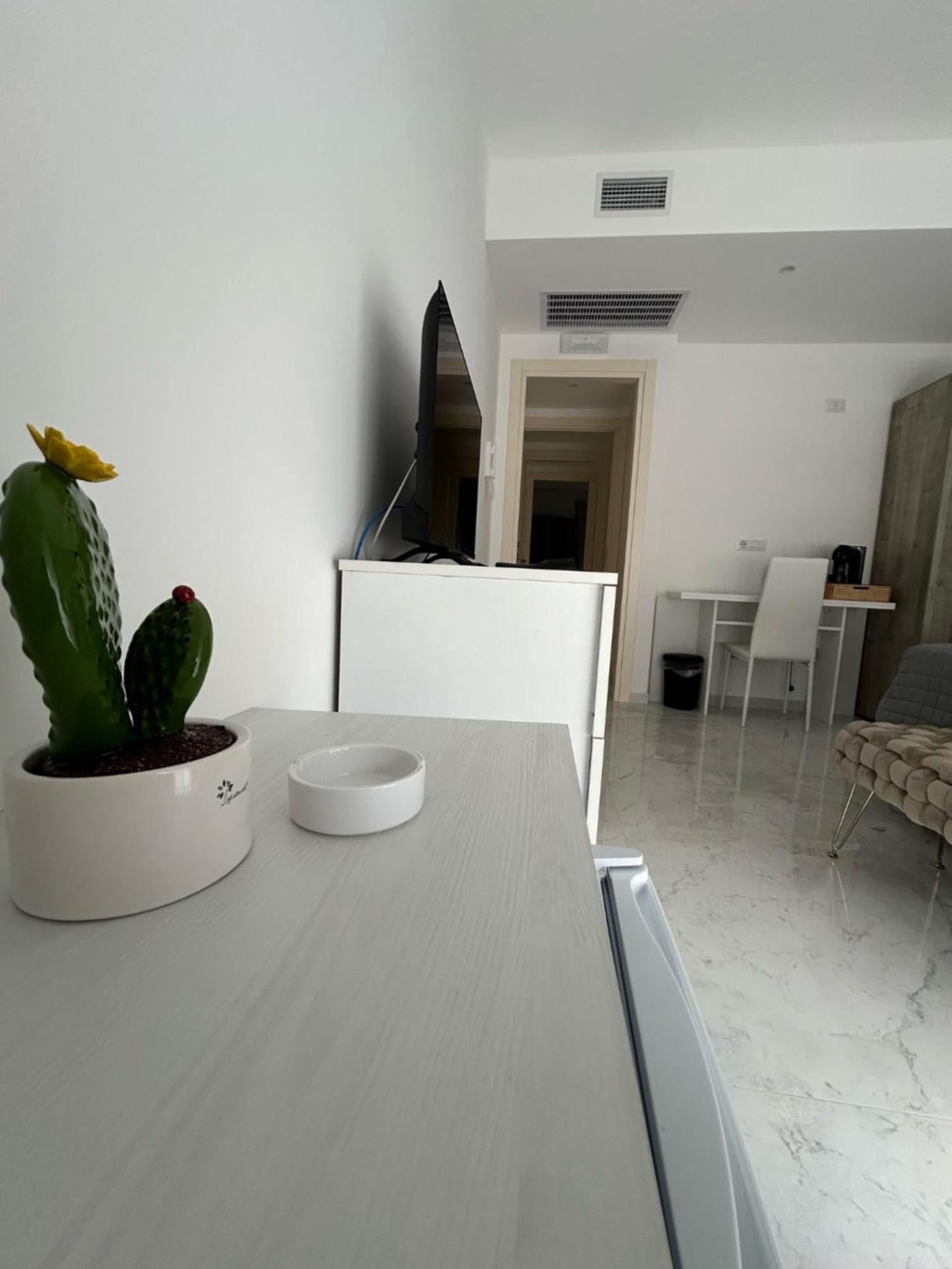 Aqua Marine B&B - Rooms And Apartments Μιλάτσο Εξωτερικό φωτογραφία