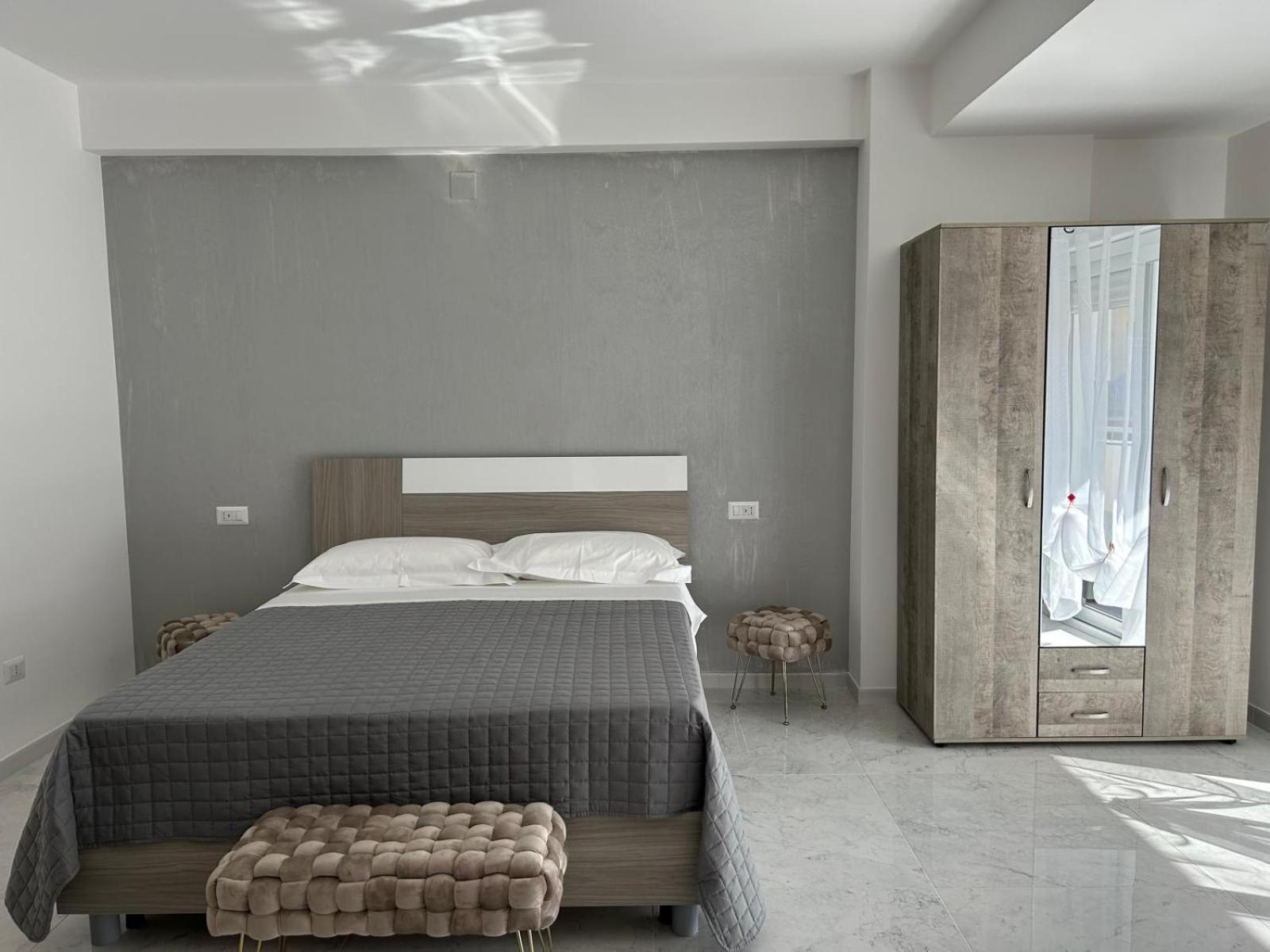 Aqua Marine B&B - Rooms And Apartments Μιλάτσο Εξωτερικό φωτογραφία